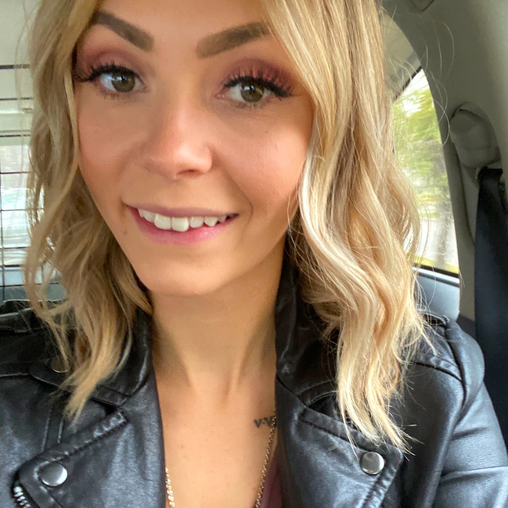 Meet your Posher, Dalyce